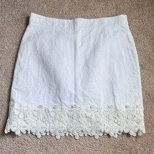 J. Crew White Cotton Mini Skirt with Lace Hem. Size 4
